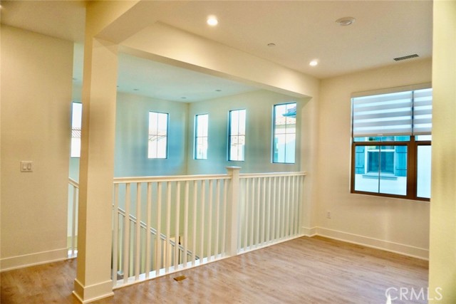 Detail Gallery Image 11 of 19 For 112 Awning, Irvine,  CA 92618 - 3 Beds | 2/1 Baths