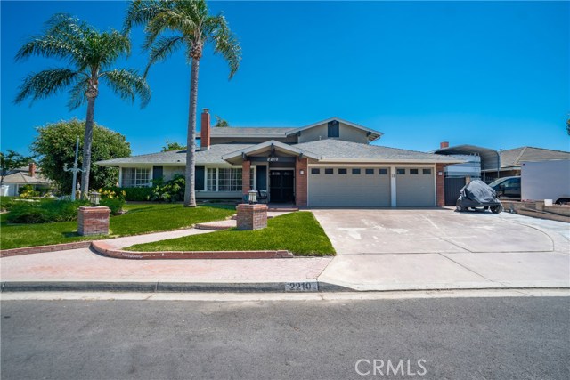 2210 Cedar Ridge Dr, Norco, CA 92860