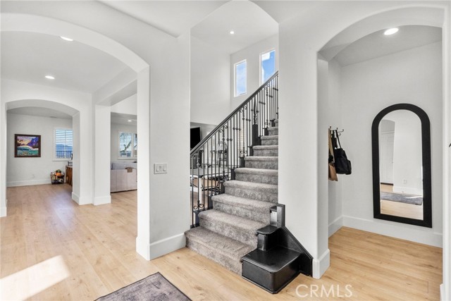 Detail Gallery Image 17 of 75 For 29228 Las Brisas Rd, Valencia,  CA 91354 - 5 Beds | 4 Baths