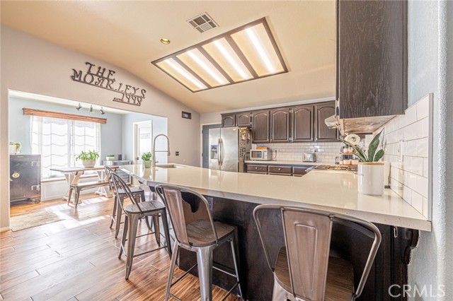 Detail Gallery Image 10 of 54 For 42067 Jenny Ln, Lancaster,  CA 93536 - 3 Beds | 2 Baths