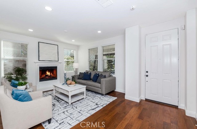 Detail Gallery Image 3 of 36 For 5 Tango Ln, Ladera Ranch,  CA 92694 - 5 Beds | 3/1 Baths