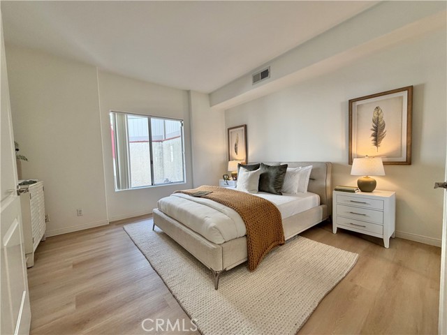 Detail Gallery Image 11 of 35 For 4489 Spencer #112,  Torrance,  CA 90503 - 4 Beds | 3 Baths