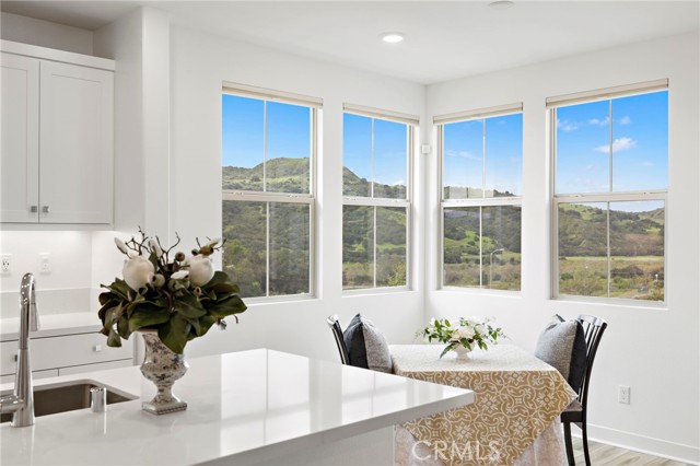 Front Image Thumbnail for CROC26039031