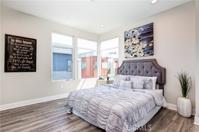 Detail Gallery Image 21 of 28 For 2068 Maple Ave #D,  Costa Mesa,  CA 92627 - 3 Beds | 2/1 Baths