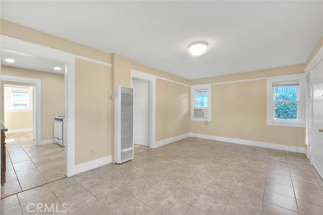 656 E Columbia, Pomona CA: https://media.crmls.org/medias/1a3cf765-a7f6-414e-8da4-68e19c6a4ef4.jpg