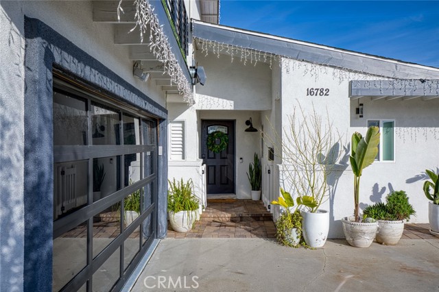 Detail Gallery Image 37 of 43 For 16782 Heritage Ln, Huntington Beach,  CA 92647 - 4 Beds | 2 Baths