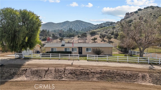 Detail Gallery Image 1 of 1 For 31734 Indian Oak Rd, Acton,  CA 93510 - 3 Beds | 2 Baths