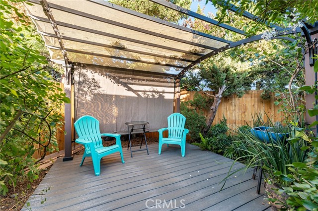 Detail Gallery Image 17 of 34 For 21001 Plummer St #118,  Chatsworth,  CA 91311 - 2 Beds | 2 Baths
