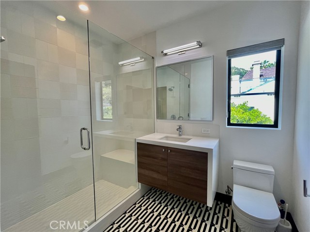 Detail Gallery Image 35 of 42 For 1319 Sunset Plaza Dr, Los Angeles,  CA 90069 - 4 Beds | 4/1 Baths