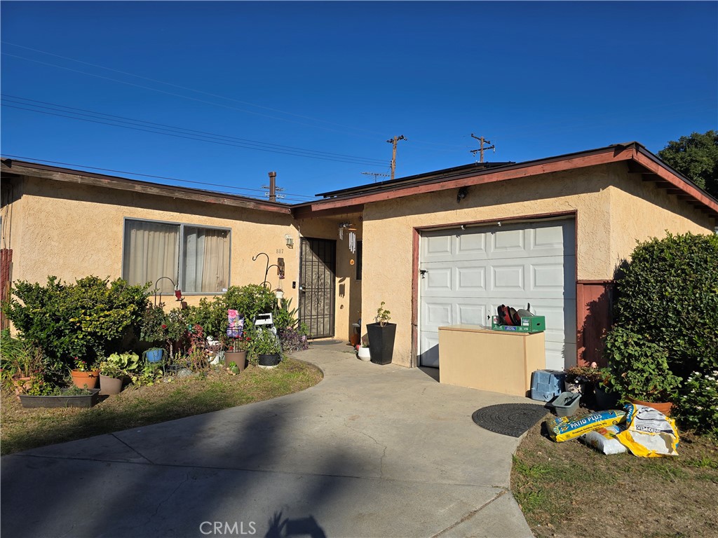 887 Carlotta Court