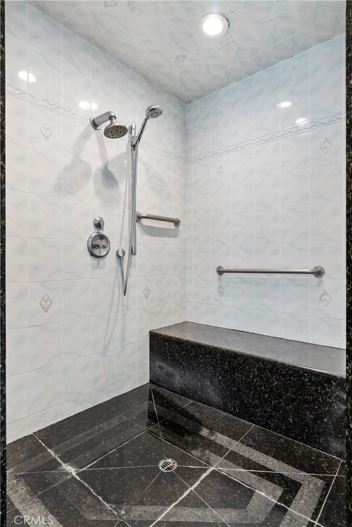 MLS #SR25241192 image #17