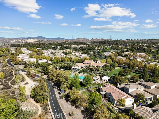 Detail Gallery Image 43 of 44 For 27976 Red Pine Ct, Valencia,  CA 91354 - 2 Beds | 3 Baths