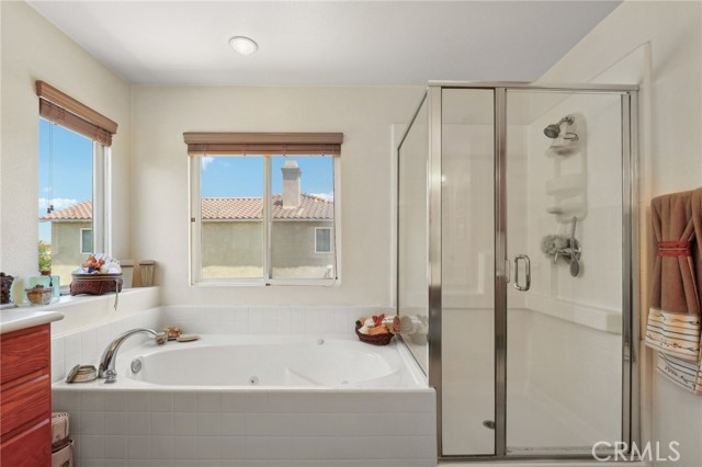 13856 Casablanca Court, Eastvale CA: https://media.crmls.org/medias/1a41ae44-9bb7-4585-9e41-b6a9a0329393.jpg