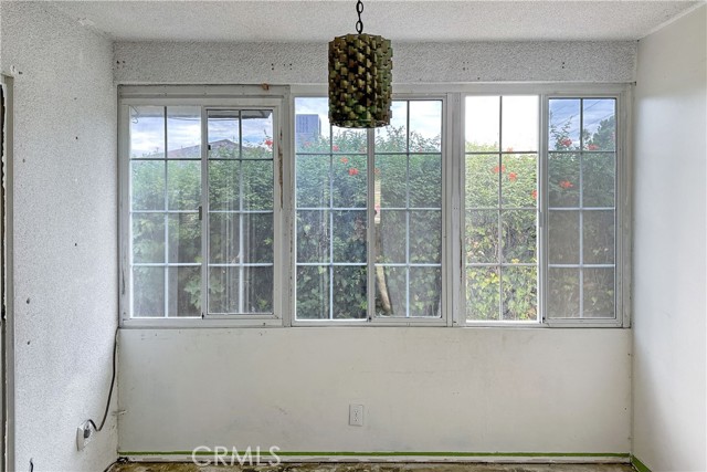 Detail Gallery Image 30 of 36 For 25010 Lawton Ave, Loma Linda,  CA 92354 - 3 Beds | 3/1 Baths