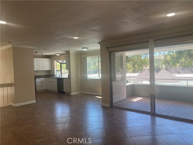 22042 Caminito Vino, Laguna Hills CA: https://media.crmls.org/medias/1a42b66e-828b-4b74-b1e1-b1dfe13ba951.jpg