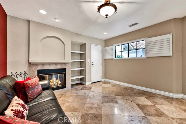 Detail Gallery Image 19 of 30 For 11 Mirabella, Rancho Santa Margarita,  CA 92688 - 2 Beds | 2/1 Baths