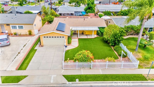 710 N Modena Street, Anaheim CA: https://media.crmls.org/medias/1a4478f1-ecf4-4b1b-a73b-d5f470cd8d82.jpg