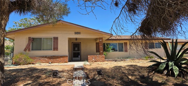 Detail Gallery Image 2 of 14 For 56994 Crestview Dr, Yucca Valley,  CA 92284 - 2 Beds | 1/1 Baths