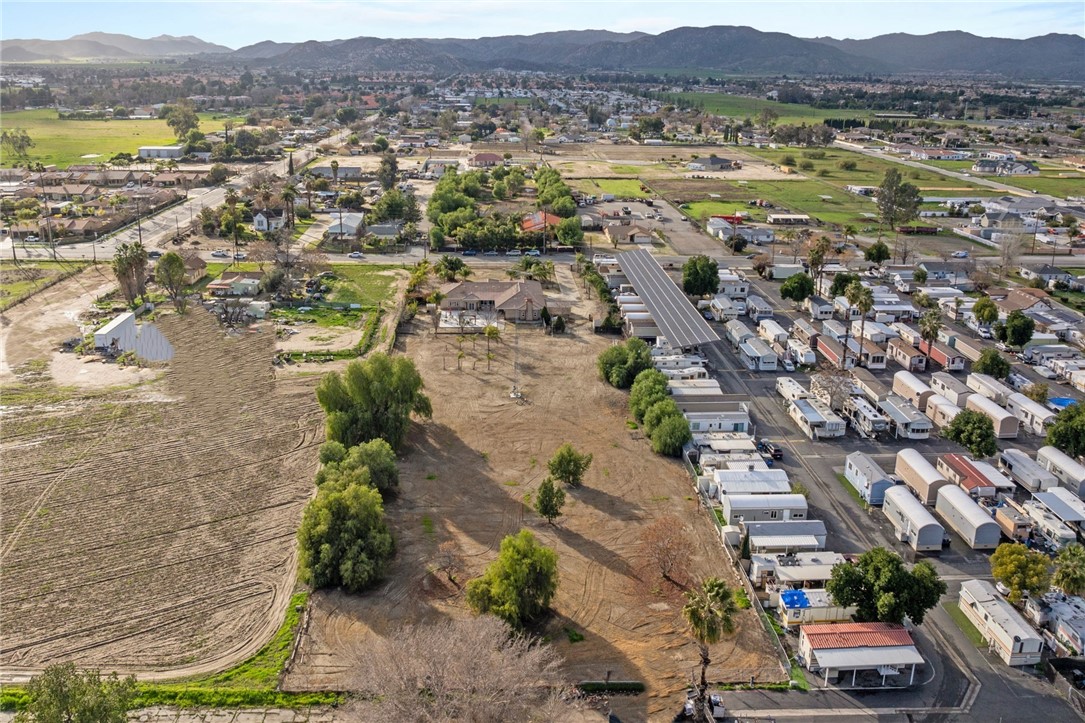 Detail Gallery Image 46 of 48 For 1170 N Palm Ave, Hemet,  CA 92543 - 4 Beds | 3/1 Baths