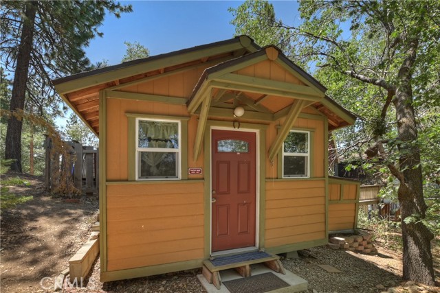 Detail Gallery Image 21 of 29 For 33094 Robin Ln, Running Springs,  CA 92382 - 2 Beds | 2 Baths