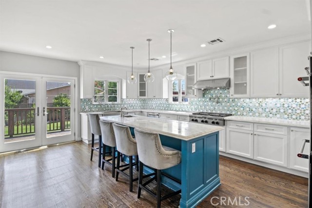 Detail Gallery Image 12 of 36 For 2682 E Villa St, Pasadena,  CA 91107 - 4 Beds | 3 Baths