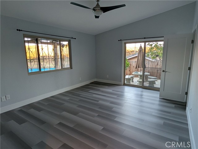 Detail Gallery Image 22 of 30 For 23040 Giant Fir Pl, Canyon Lake,  CA 92587 - 3 Beds | 2 Baths