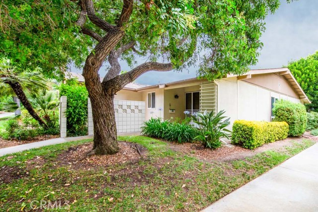 738 Ave Majorca #E, Laguna Woods, CA 92637