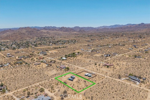 6816 Saddleback Road, Joshua Tree CA: https://media.crmls.org/medias/1a47b9c6-057c-4789-8976-a38c4e2dfa63.jpg