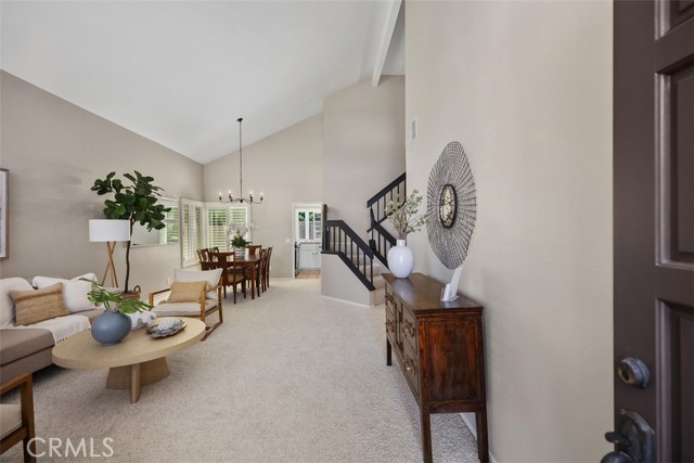 29 Raposa, Rancho Santa Margarita CA: https://media.crmls.org/medias/1a47f552-c2eb-4017-827a-482b8d21e28c.jpg