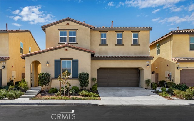 Detail Gallery Image 2 of 51 For 3036 via Segovia, Corona,  CA 92881 - 4 Beds | 3/1 Baths