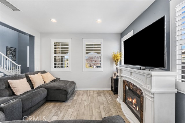 Detail Gallery Image 17 of 53 For 36426 50th St, Palmdale,  CA 93552 - 4 Beds | 3 Baths