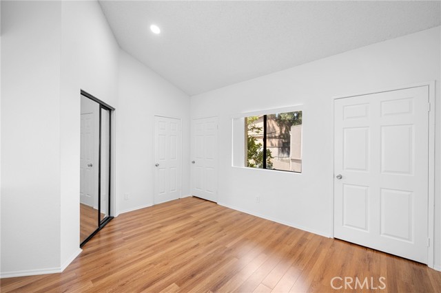 3105 Montrose Avenue # 10, La Crescenta, California 91214, 2 Bedrooms Bedrooms, ,2 BathroomsBathrooms,Residential Lease,For Rent,3105 Montrose Avenue # 10,CRGD25158692