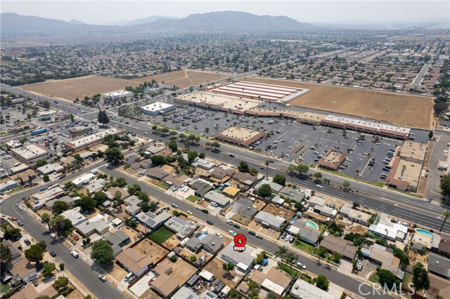 24800 Carolyn Avenue, Moreno Valley CA: https://media.crmls.org/medias/1a49369c-a44c-430b-b133-cc1e31fc2d6b.jpg