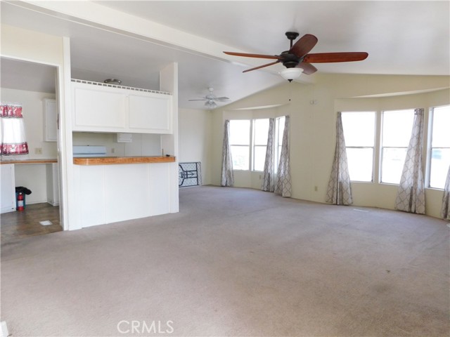 Detail Gallery Image 7 of 56 For 2200 W Wilson #82,  Banning,  CA 92220 - 3 Beds | 2 Baths