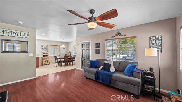 Detail Gallery Image 5 of 36 For 6048 Fidler Ave, Lakewood,  CA 90712 - 3 Beds | 2 Baths