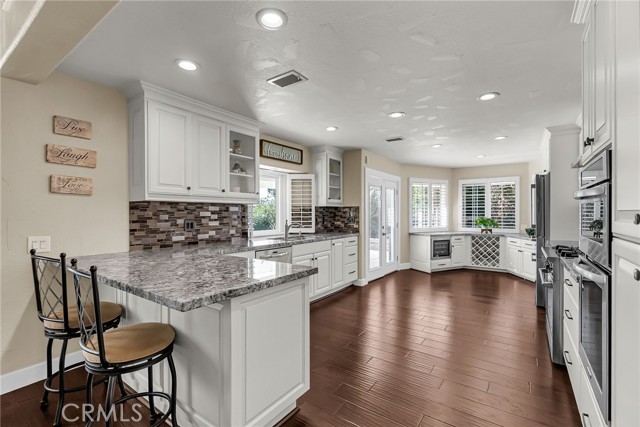 Detail Gallery Image 15 of 74 For 1250 Highridge, Riverside,  CA 92506 - 3 Beds | 3 Baths