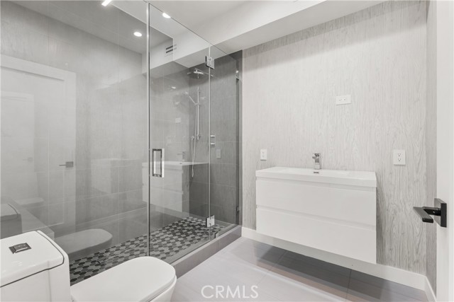 5965 Nora Lynn Drive, Woodland Hills CA: https://media.crmls.org/medias/1a4a5940-3b2a-4d96-b64b-bf8ce22fba2c.jpg