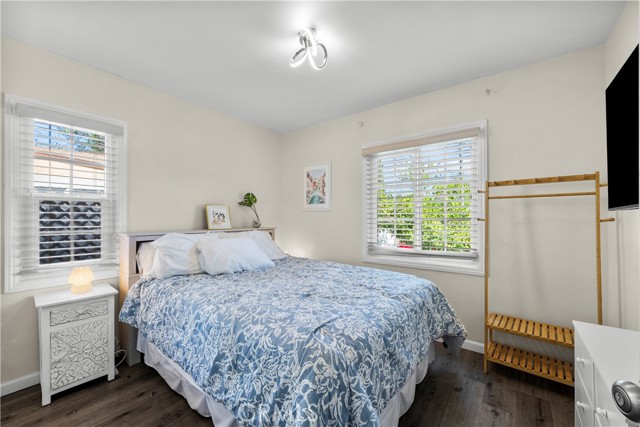 Detail Gallery Image 17 of 41 For 18019 Tiara, Encino,  CA 91316 - 4 Beds | 2 Baths