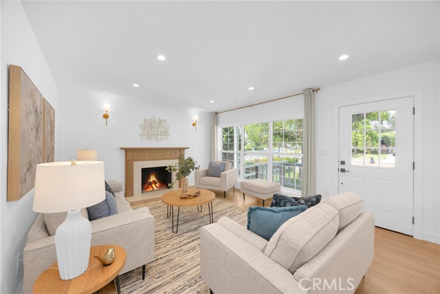 3306 San Anseline Avenue, Long Beach CA: https://media.crmls.org/medias/1a4b4e9f-271b-41a8-b1e7-8ce08a6fab65.jpg
