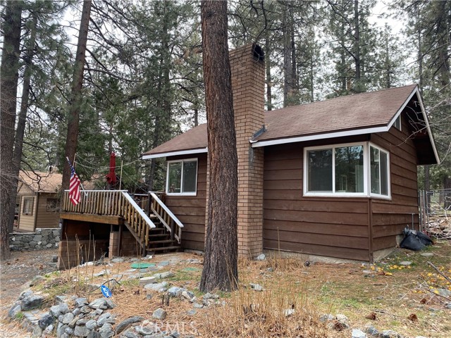 Detail Gallery Image 2 of 23 For 1669 Linnet Rd, Wrightwood,  CA 92397 - 2 Beds | 1 Baths