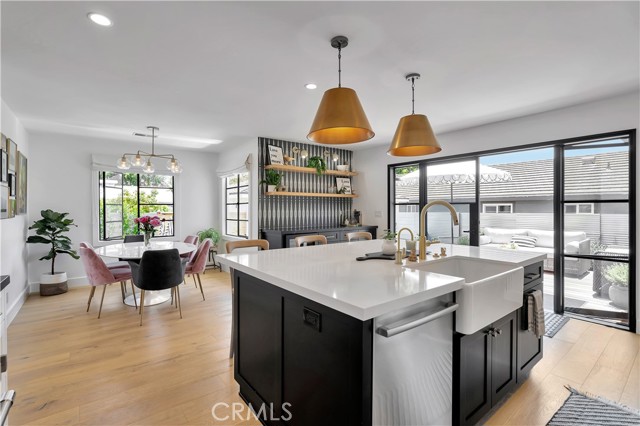 Detail Gallery Image 17 of 51 For 206 Del Mar Ave, Costa Mesa,  CA 92627 - 4 Beds | 2 Baths