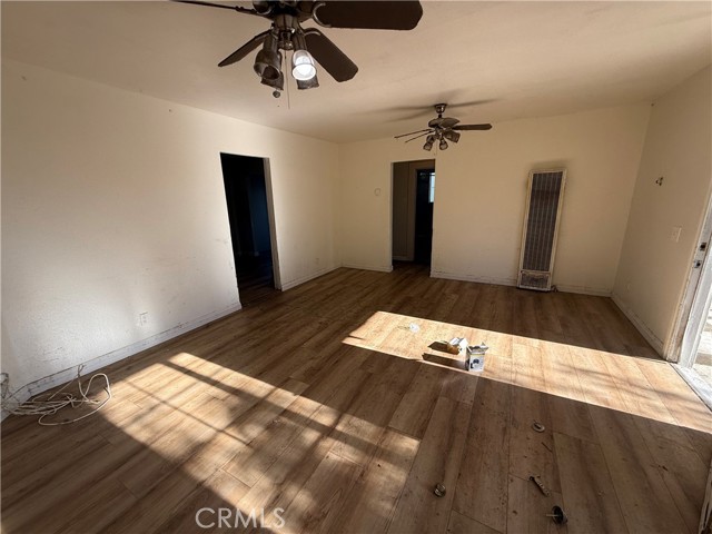 Detail Gallery Image 9 of 13 For 937 Cedar, Corona,  CA 92879 - 4 Beds | 1 Baths