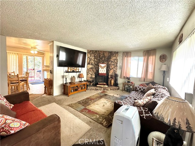 24552 Geneva, Crestline, California 92325, 2 Bedrooms Bedrooms, ,1 BathroomBathrooms,Residential,For Sale,24552 Geneva,CRPW24125574