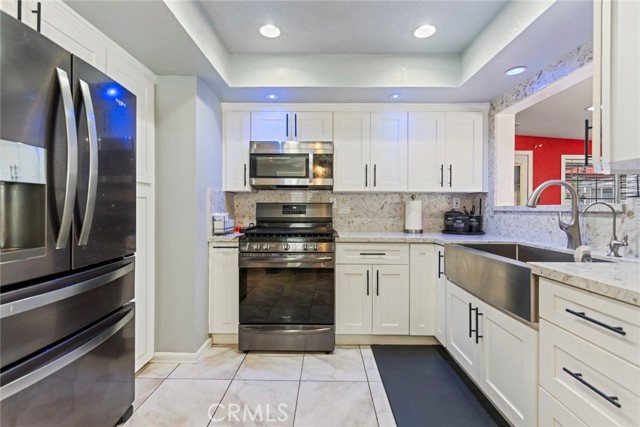 16080 San Jacinto Avenue, Fontana CA: https://media.crmls.org/medias/1a4c0333-c135-4b58-8741-0c074e92be6f.jpg