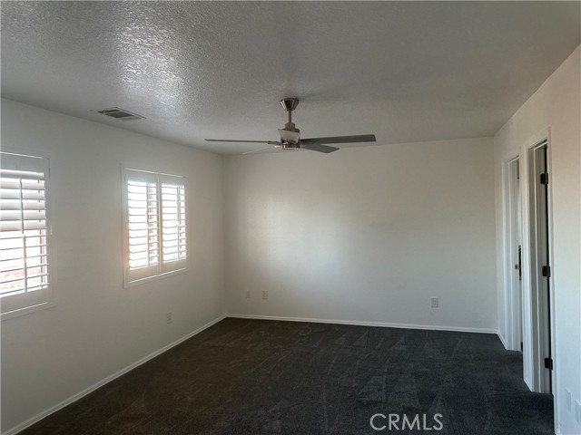 Detail Gallery Image 13 of 19 For 10352 Primrose Ct, Hesperia,  CA 92345 - 4 Beds | 3 Baths