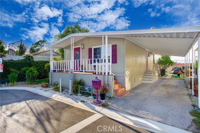 19127 PIONEER Boulevard, Artesia CA: https://media.crmls.org/medias/1a4d88af-a378-4c28-be9a-3802addba080.jpg