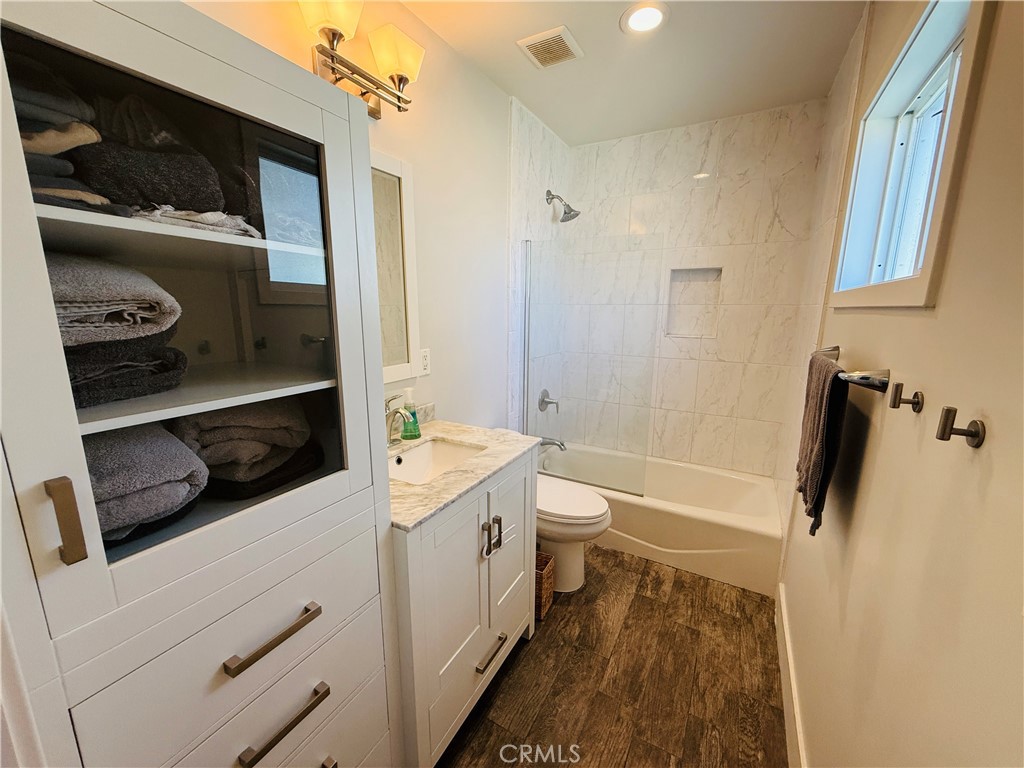 1a4dcd6b 688a 4e71 835f 7e07aab0d37a