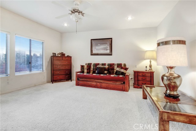 23780 Clarendon Street photo 8