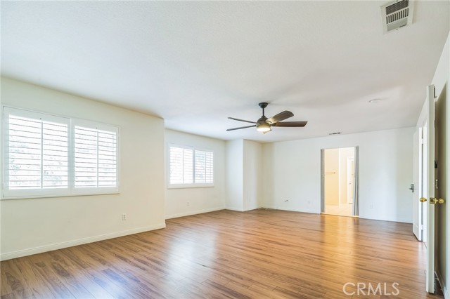 1030 Benedict Circle, Corona CA: https://media.crmls.org/medias/1a4fca4e-cedf-4ca6-89b2-25ccce3a5470.jpg