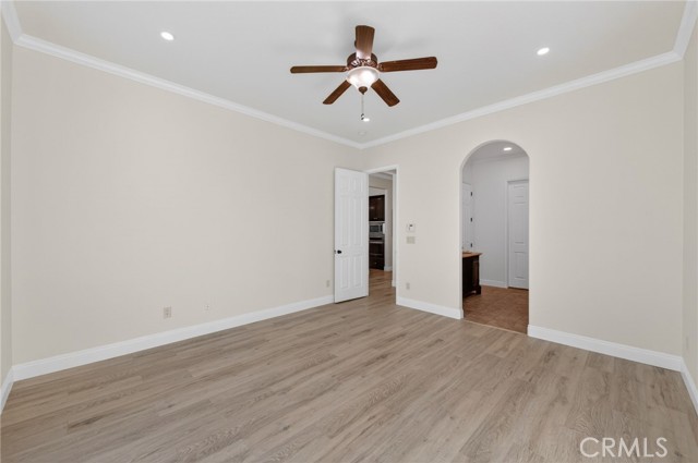 Detail Gallery Image 29 of 44 For 1563 E via Mirasol, Fresno,  CA 93730 - 4 Beds | 3 Baths